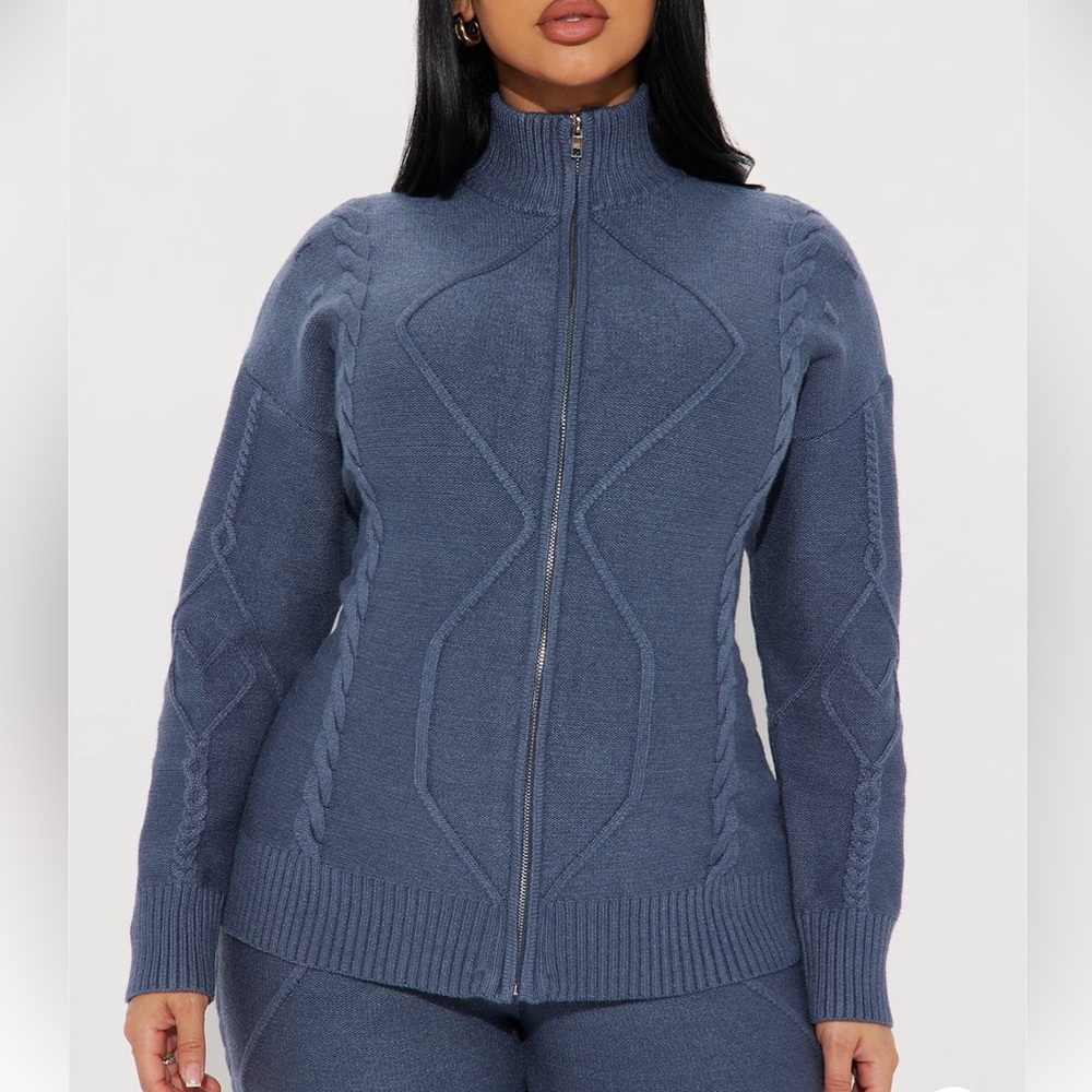 Women's Blue Cable Knit Turtleneck Sweater
